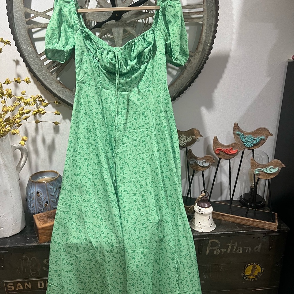 Midi Green Floral Off-Shoulder Dress